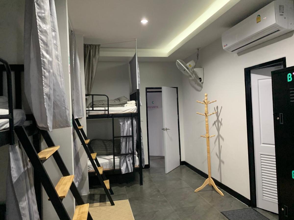 Youniverse Homestay เชียงใหม่ ภายนอก รูปภาพ